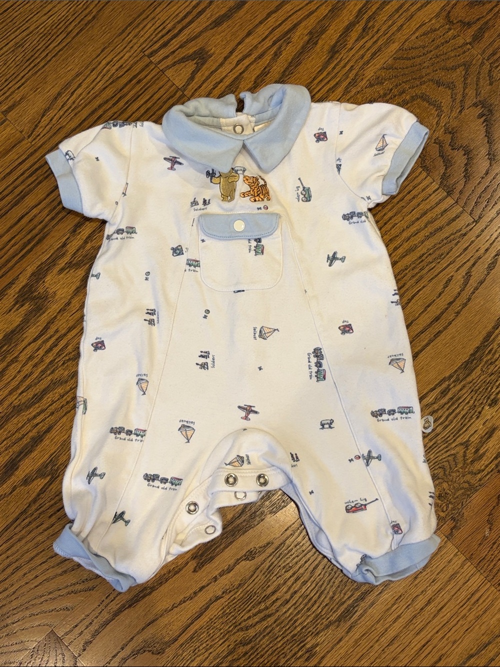 Vintage 1980s Short-Sleeve One-Piece Winnie the Pooh 3m excellent condition